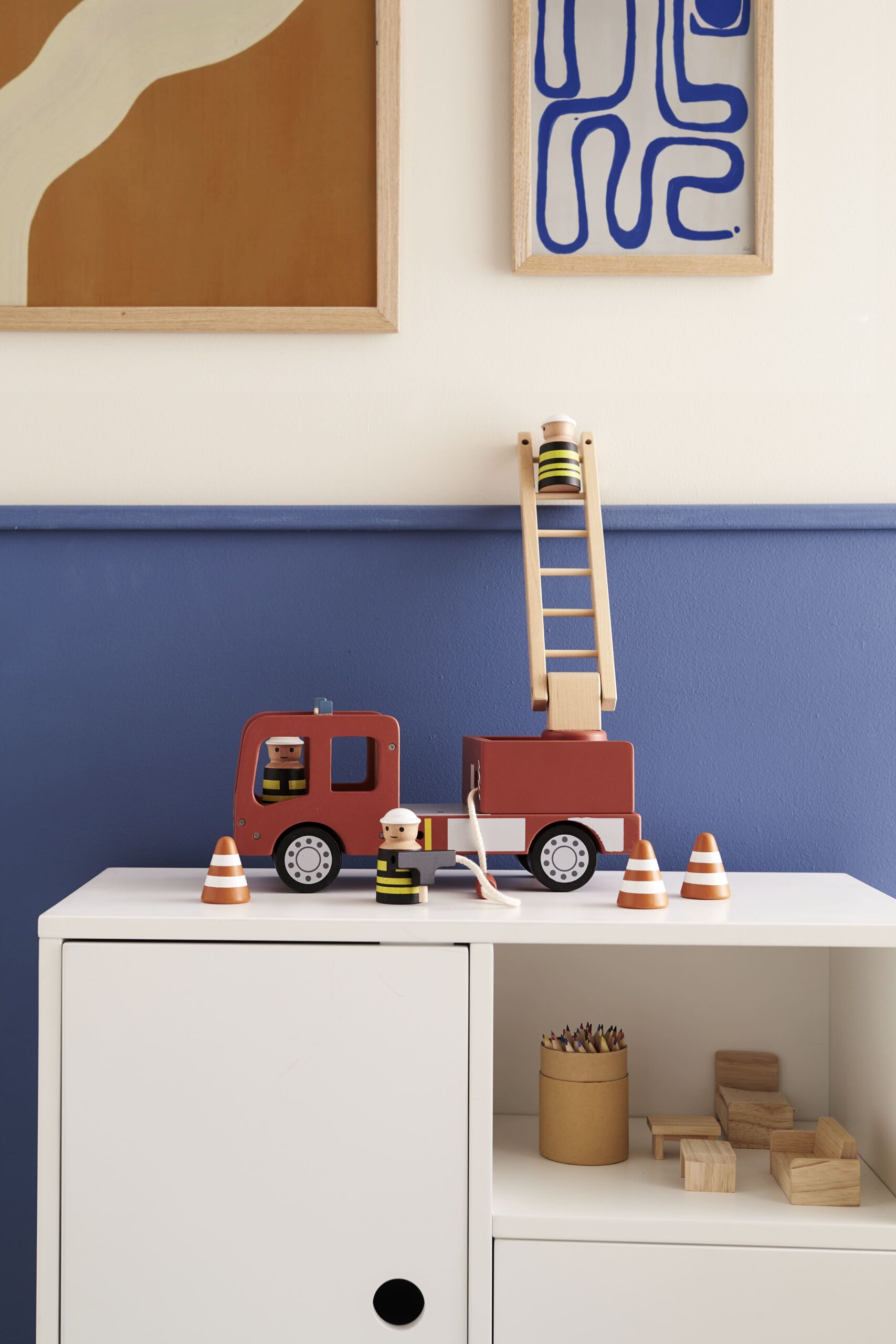 Camion de pompier en bois pour enfant kid's concept