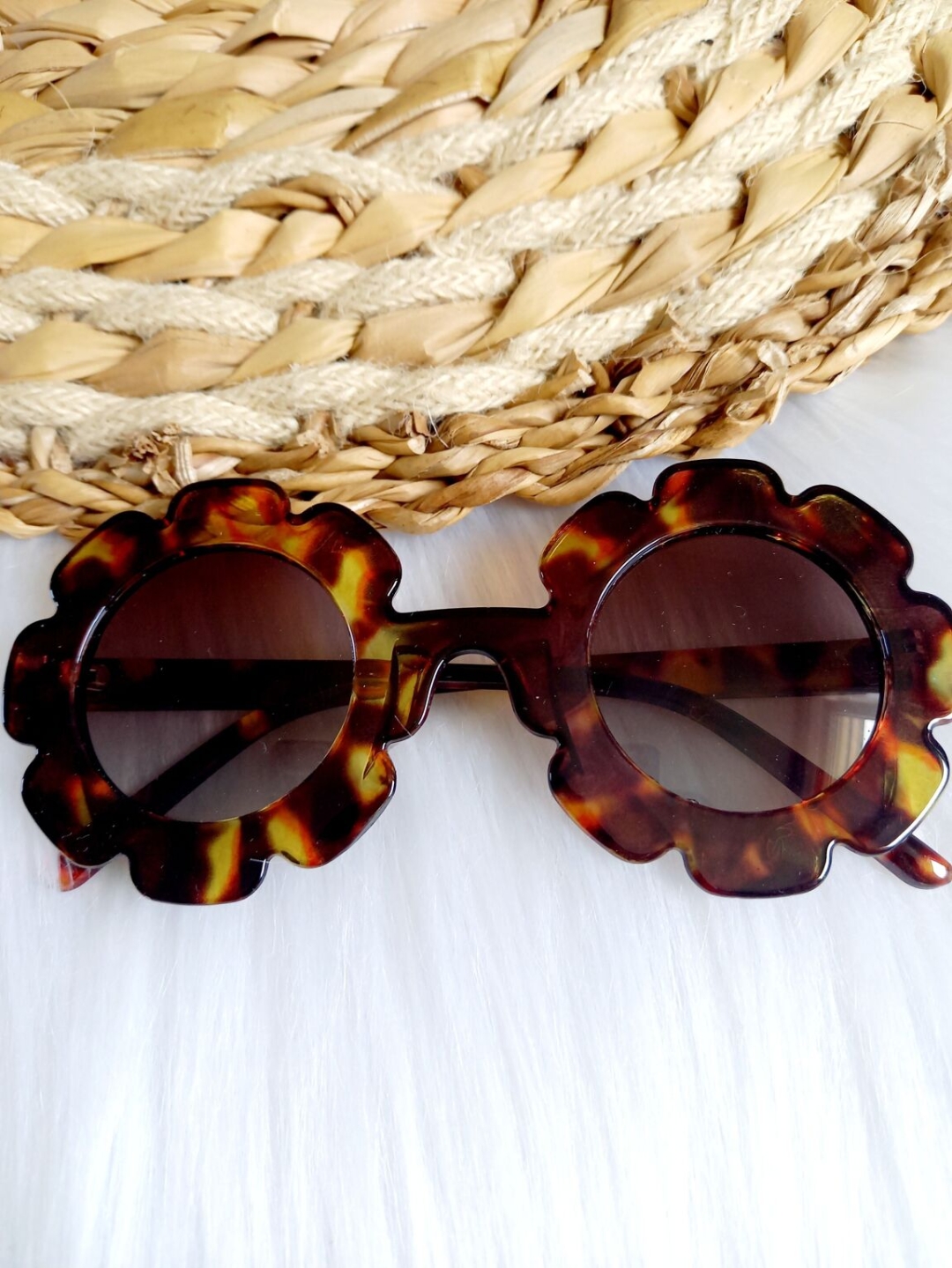 lunettes de soleil pour enfant flower fleur écailles indice UV400