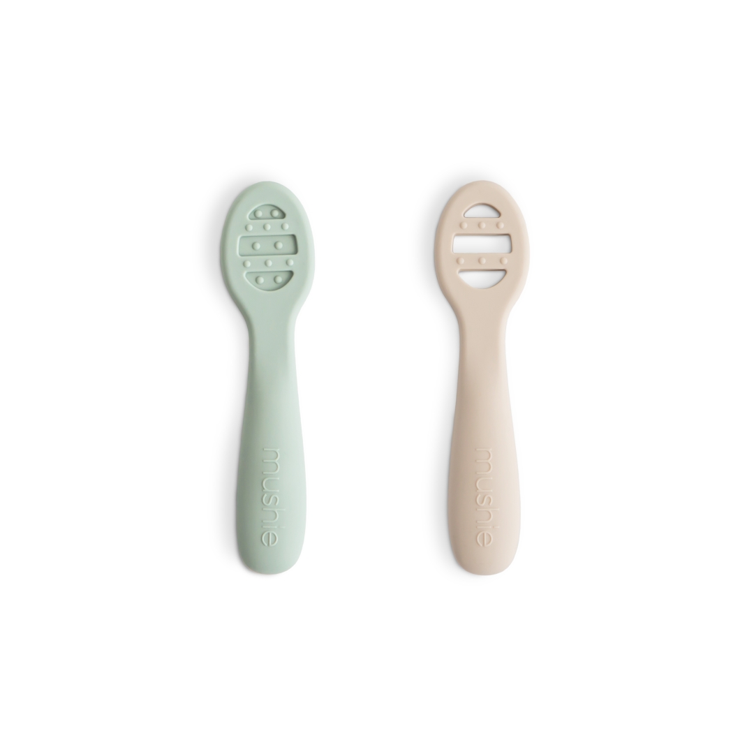 cuillères d'apprentissage lot de 2 green et sand mushie