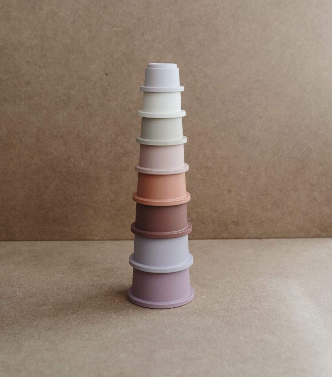 gobelets à empiler pastel mushie